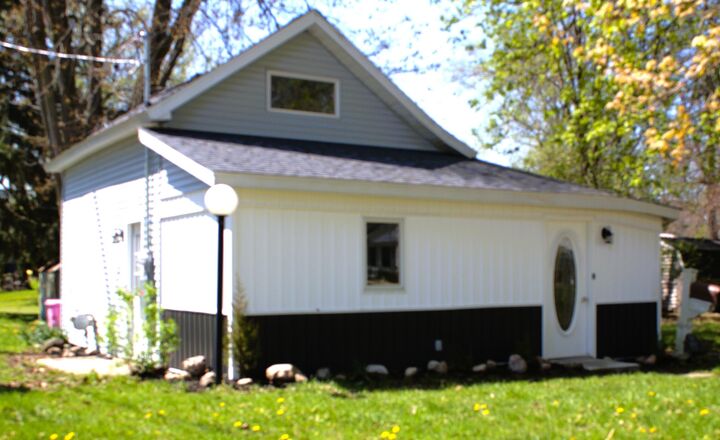 Property Photo:  810 1st Street  MI 48849 