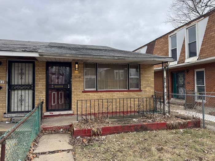 Property Photo:  11540 S Racine Avenue  IL 60643 