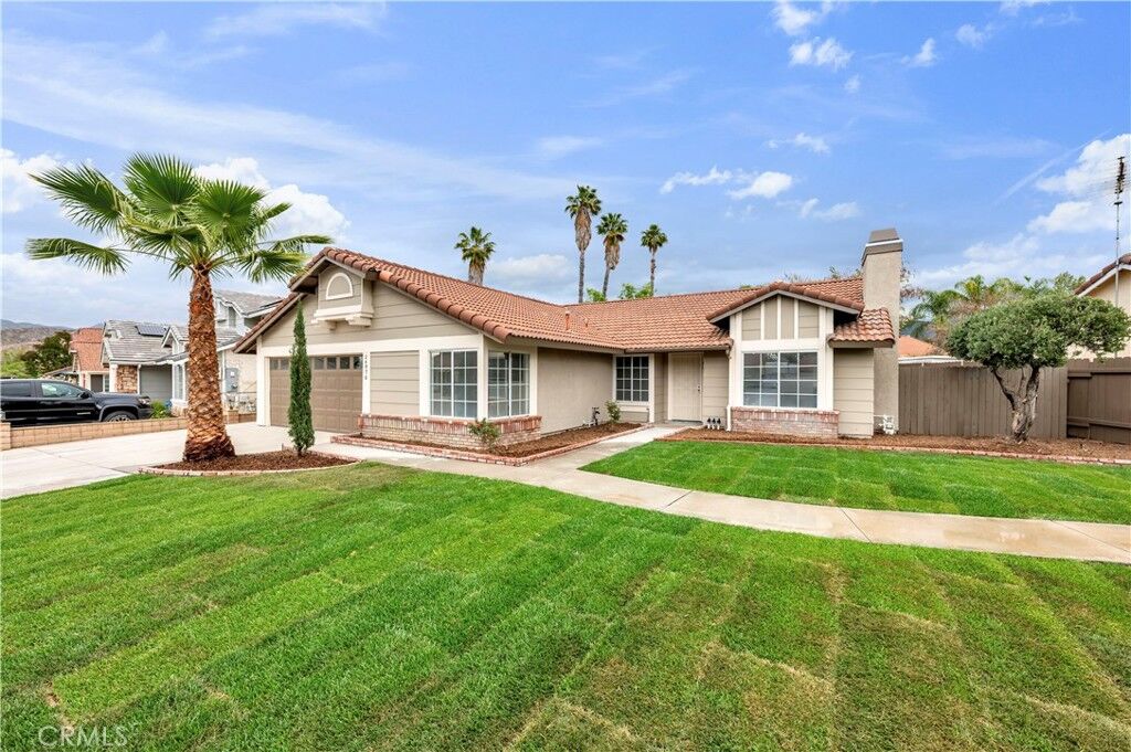 Property Photo:  24976 Cologne  CA 92544 