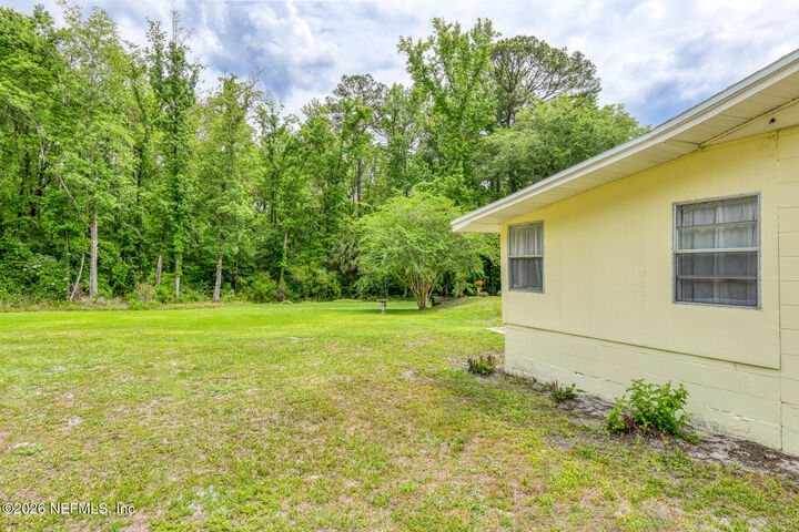 Property Photo: 104 Heidt Lane FL 32177