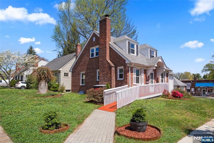 Property Photo:  3 Wolcott Road  NJ 07628 