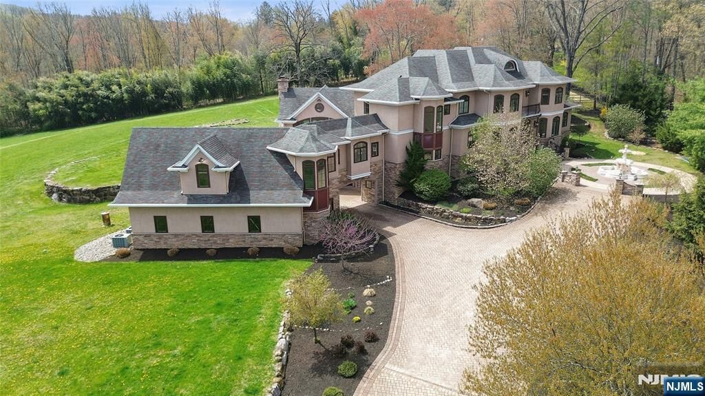 Property Photo:  318 Franklin Road  NJ 07834 