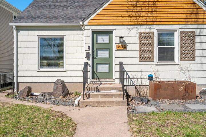 Property Photo:  3052 Nevada Avenue S  MN 55426 