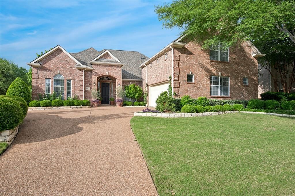 Property Photo:  2712 Cherry Sage Drive  TX 75022 