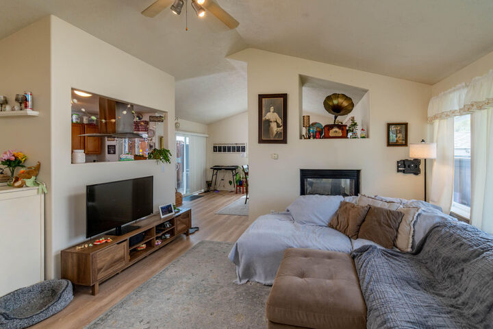 Property Photo:  540 S Main Street  OR 97754 