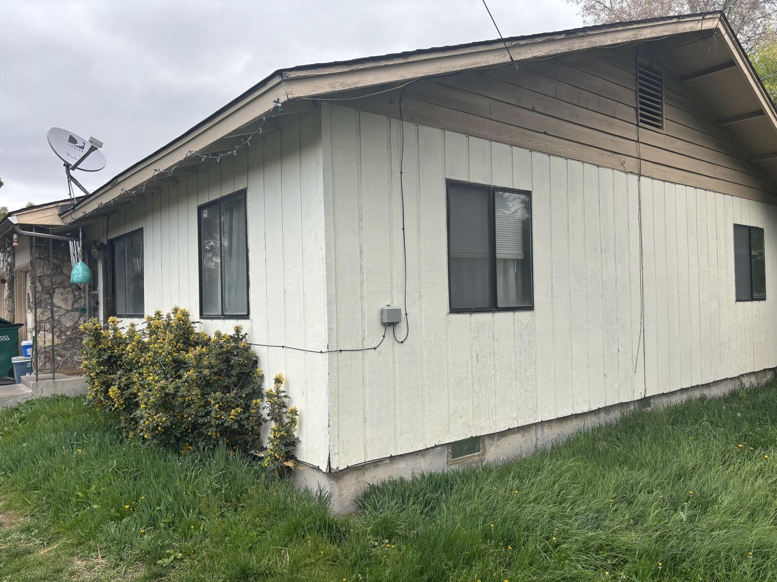 Property Photo:  1641 Ivory Street  OR 97603 