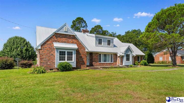 Property Photo:  2318 Hoffmeyer Rd  SC 29501-7309 