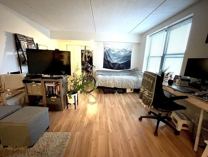 Property Photo:  108 Peterborough St 5H  MA 02215 