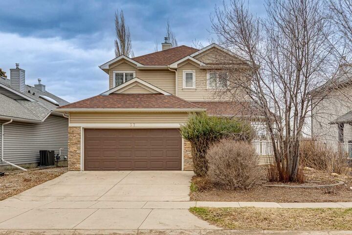 Photo de la propriété:  37 Cimarron Trail  AB T1S 1V8 