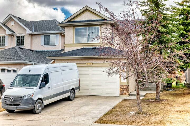 Photo de la propriété: 264 Everwillow Green SW AB T2Y 4V9