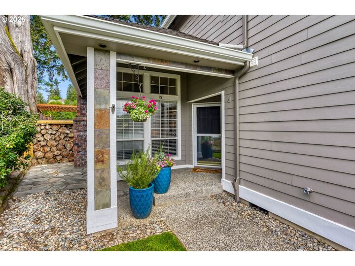 Property Photo:  13620 SE 35th St  WA 98683 