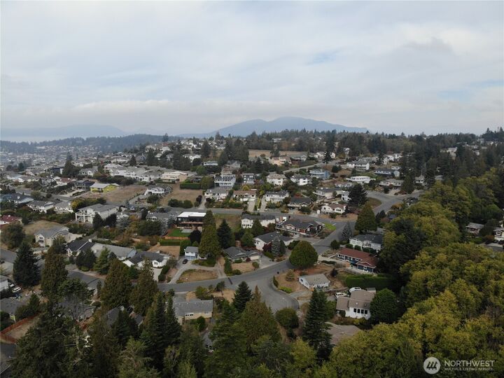 Property Photo:  4408  Anaco Beach Road  WA 98221 