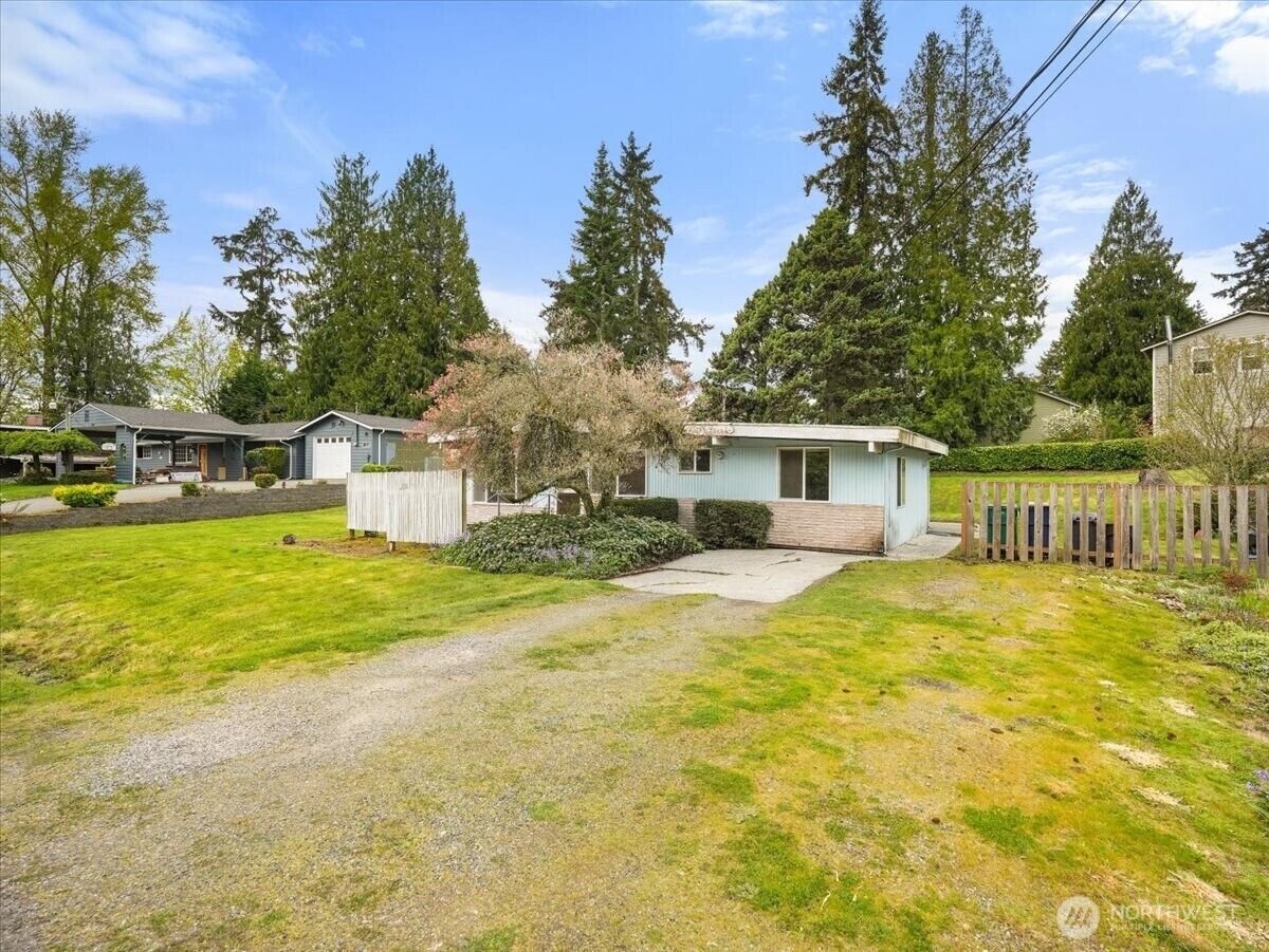 Property Photo:  23330  38th Place W  WA 98036 