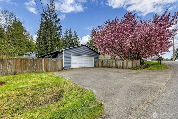 Property Photo:  1851 NW Circle Drive N  WA 98370 