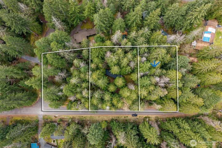 Property Photo:  56510  383rd Avenue Ct E  WA 98304 