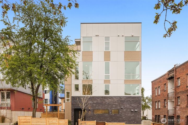 Property Photo:  1315 E Denny Way  WA 98122 