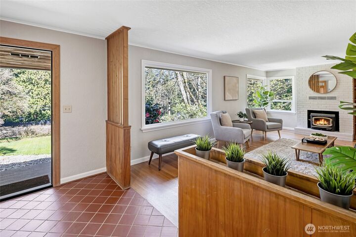 Property Photo:  2209 NE 177th Street  WA 98155 