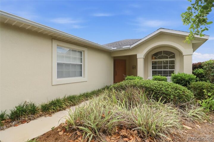 Property Photo:  2323 N Andrea Point  FL 34461 