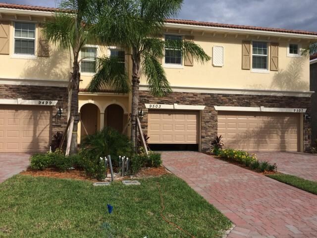 Property Photo:  9503 SW Merlin Court  FL 34997 