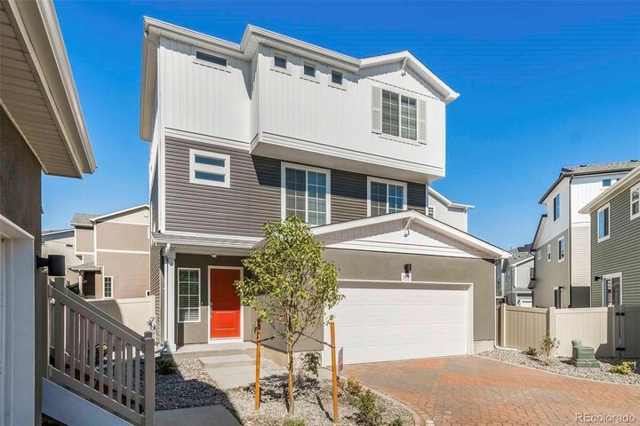 Property Photo:  618 Wagon Wheel Way  CO 80102 