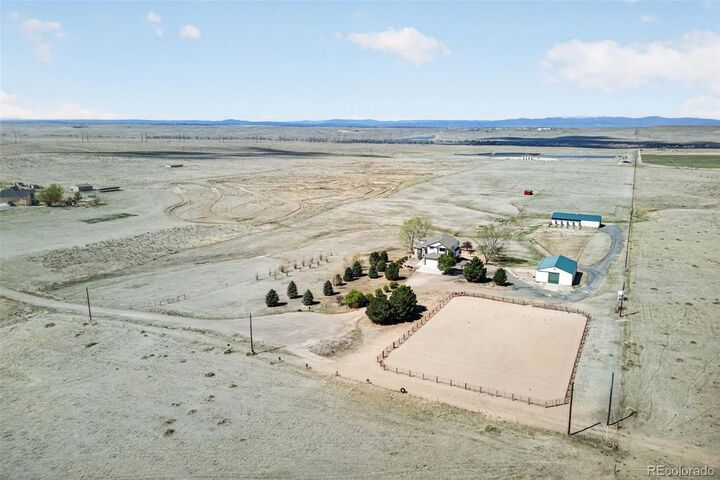 Property Photo:  3551 S Lookout Hill Street  CO 80137 