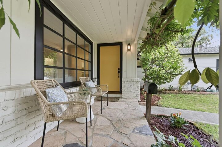 Property Photo:  884 Cordilleras Avenue  CA 94070 