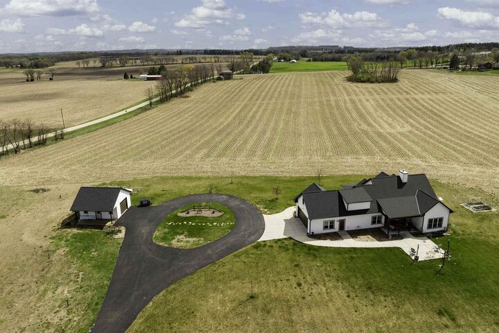 Property Photo:  N7117 Black Creek Road  WI 54968 