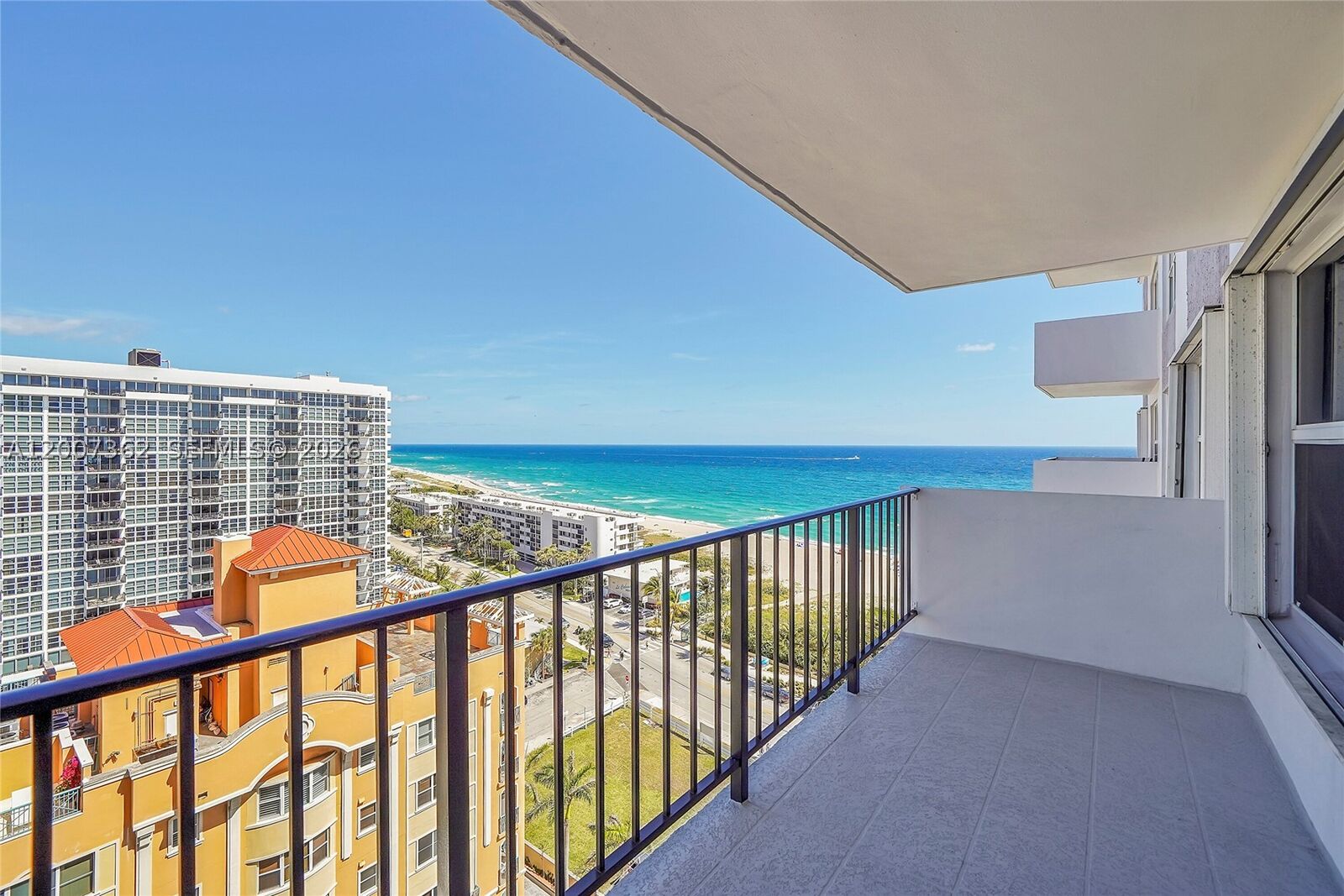 Property Photo:  405 N Ocean Blvd 1503  FL 33062 