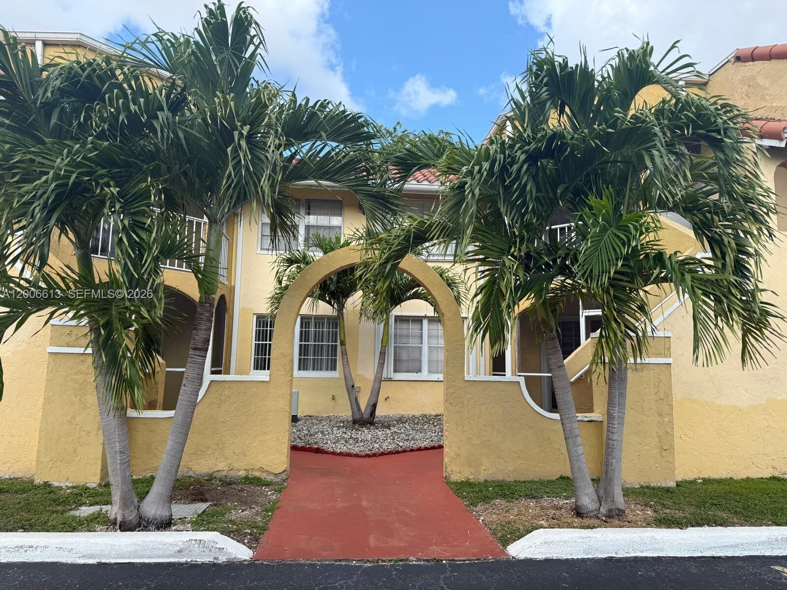 Property Photo:  15675 SW 74th Cir Dr 5  FL 33193 