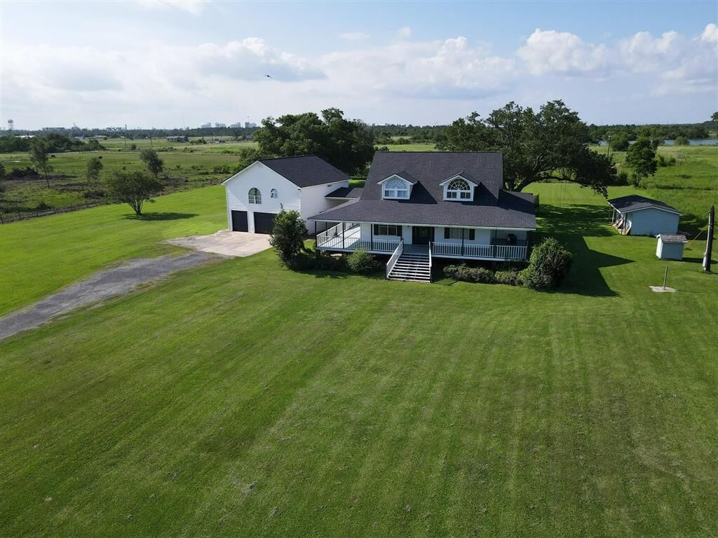 Property Photo: 8755 Bud Stell Road LA 70605