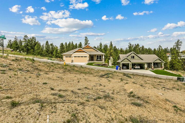 Property Photo:  5107 Scenic Ln  WA 99212 