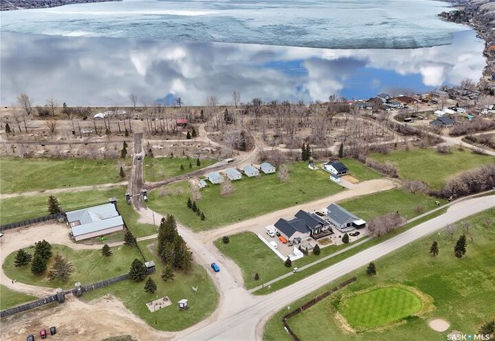 Property Photo:  107 Echo Ridge Bay  SK S0G 1S0 