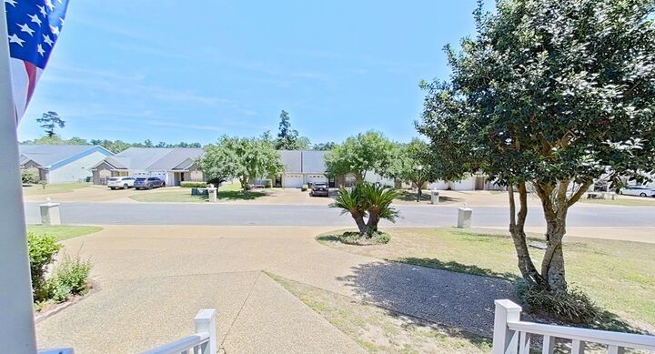 Property Photo:  214 Huntington Pointe Dr  GA 31757 