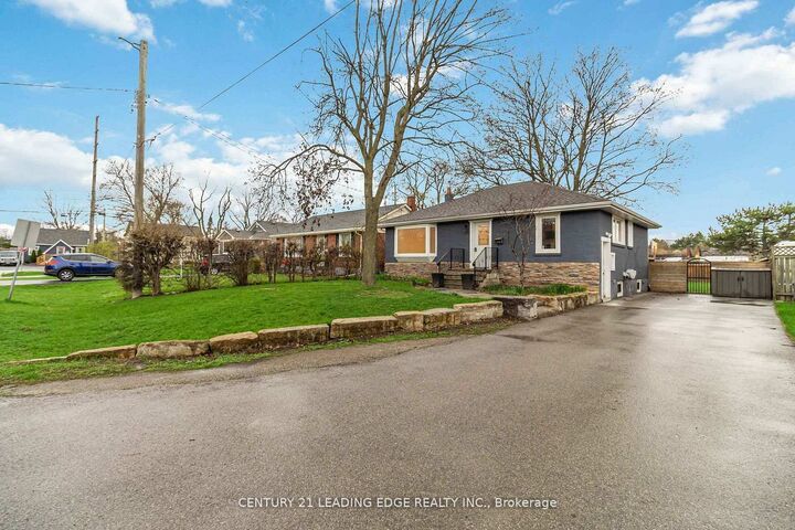 Property Photo:  623 Wickens Avenue  ON L7T 3T1 