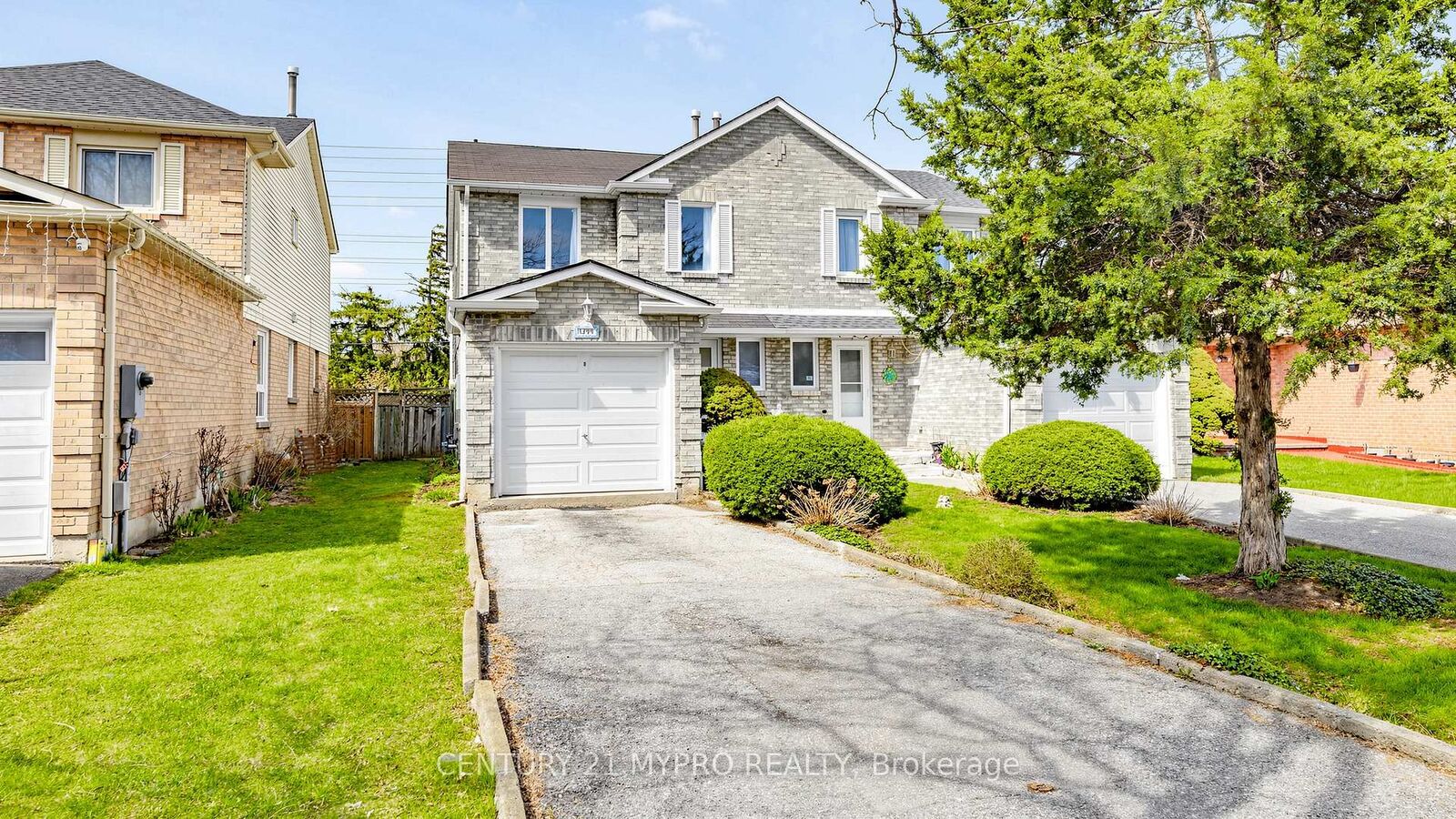 Photo de la propriété:  1399 Anton Square  ON L1V 5T5 