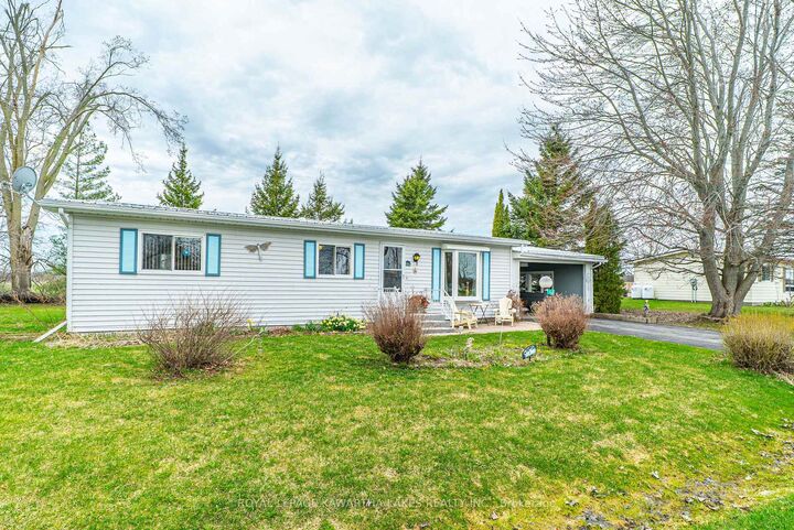Property Photo: 4 Vista Drive ON K9V 4R1