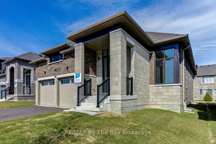 Property Photo: 17 Sun Valley Avenue ON L9Z 0N6