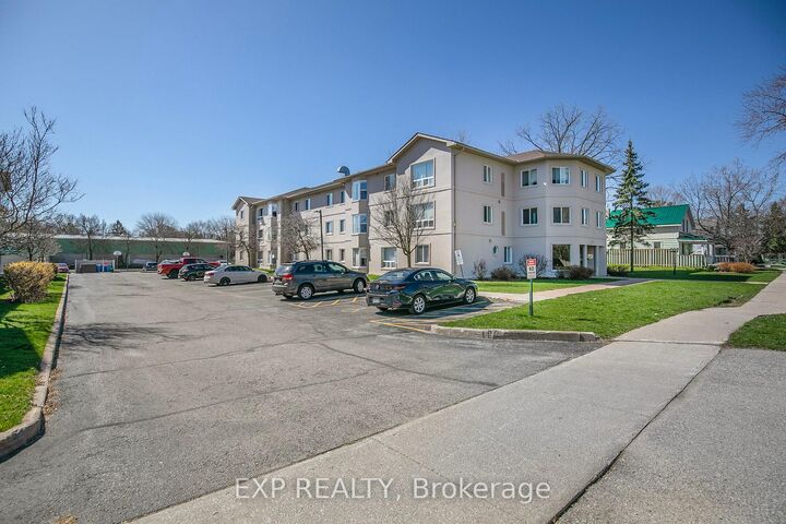Property Photo: 107 Bond Street 303 ON L3V 1J7