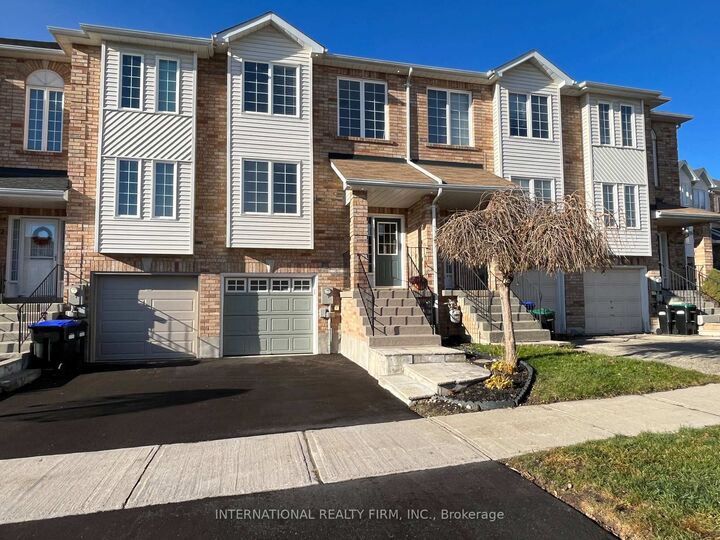 44 Natale Court — photo 1