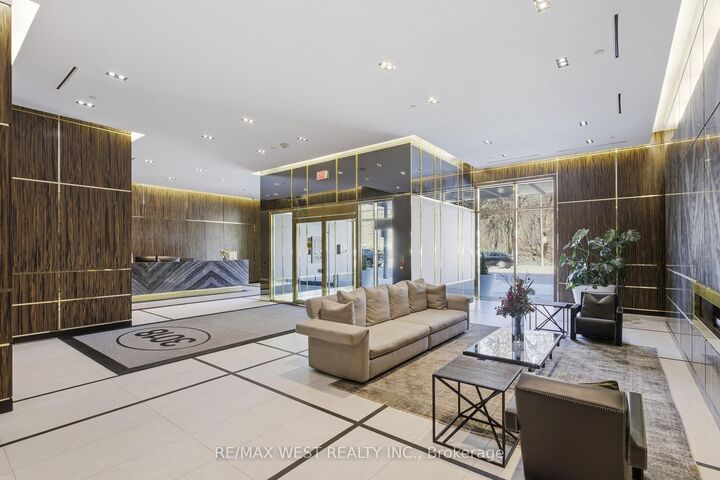 Property Photo: 3018 Yonge Street 617 ON M4N 2K8