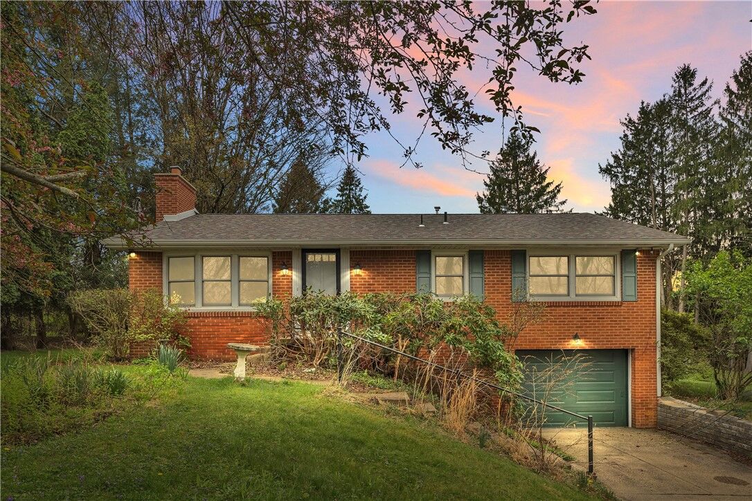 Property Photo:  3271 Meadowbrook Drive  PA 15668 