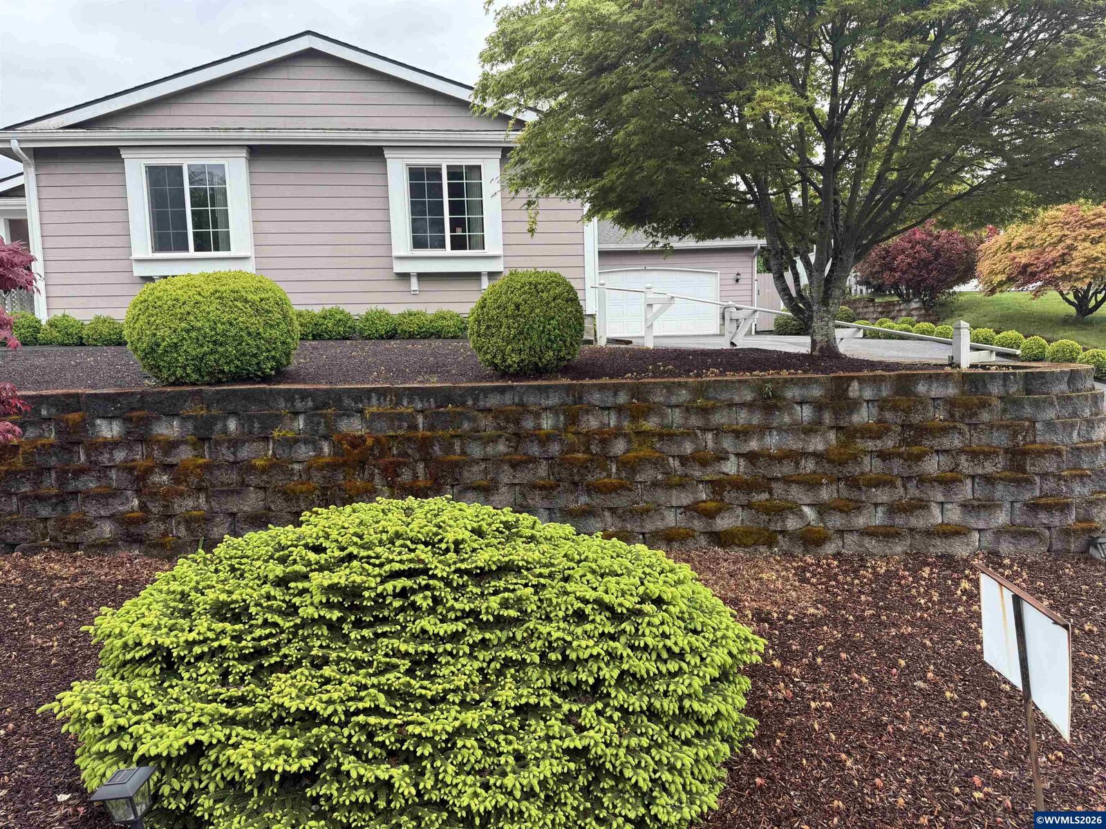 Property Photo:  3427 Lake Vanessa Cir NW  OR 97304 