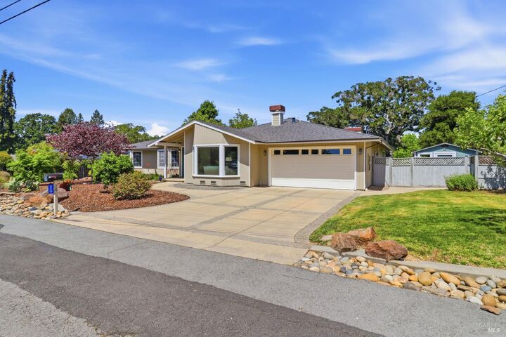 Property Photo:  20 Pillsbury Lane  CA 94947 