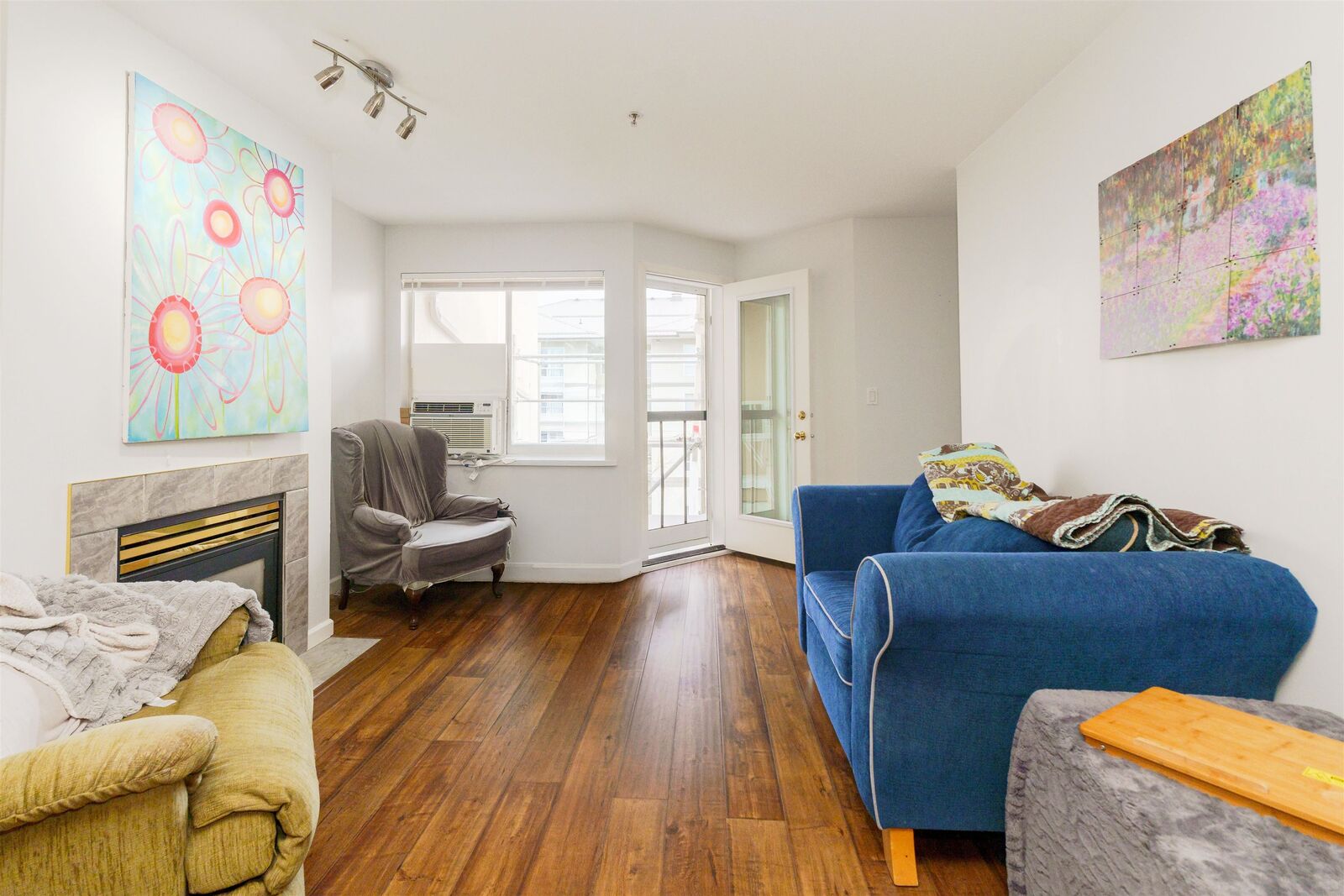 Property Photo: 22351 St Anne Avenue 404 BC V2X 2E7