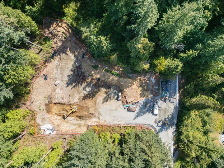 Property Photo: 626 Foresthill Place BC V3H 4B7