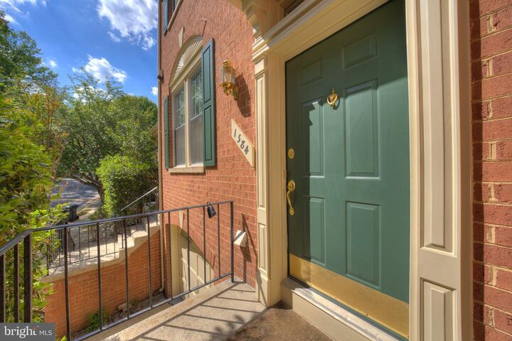 Property Photo:  1384 Park Garden Lane  VA 20194 