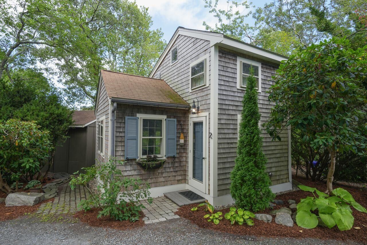 Property Photo:  262 Bradford Street U2  MA 02657 