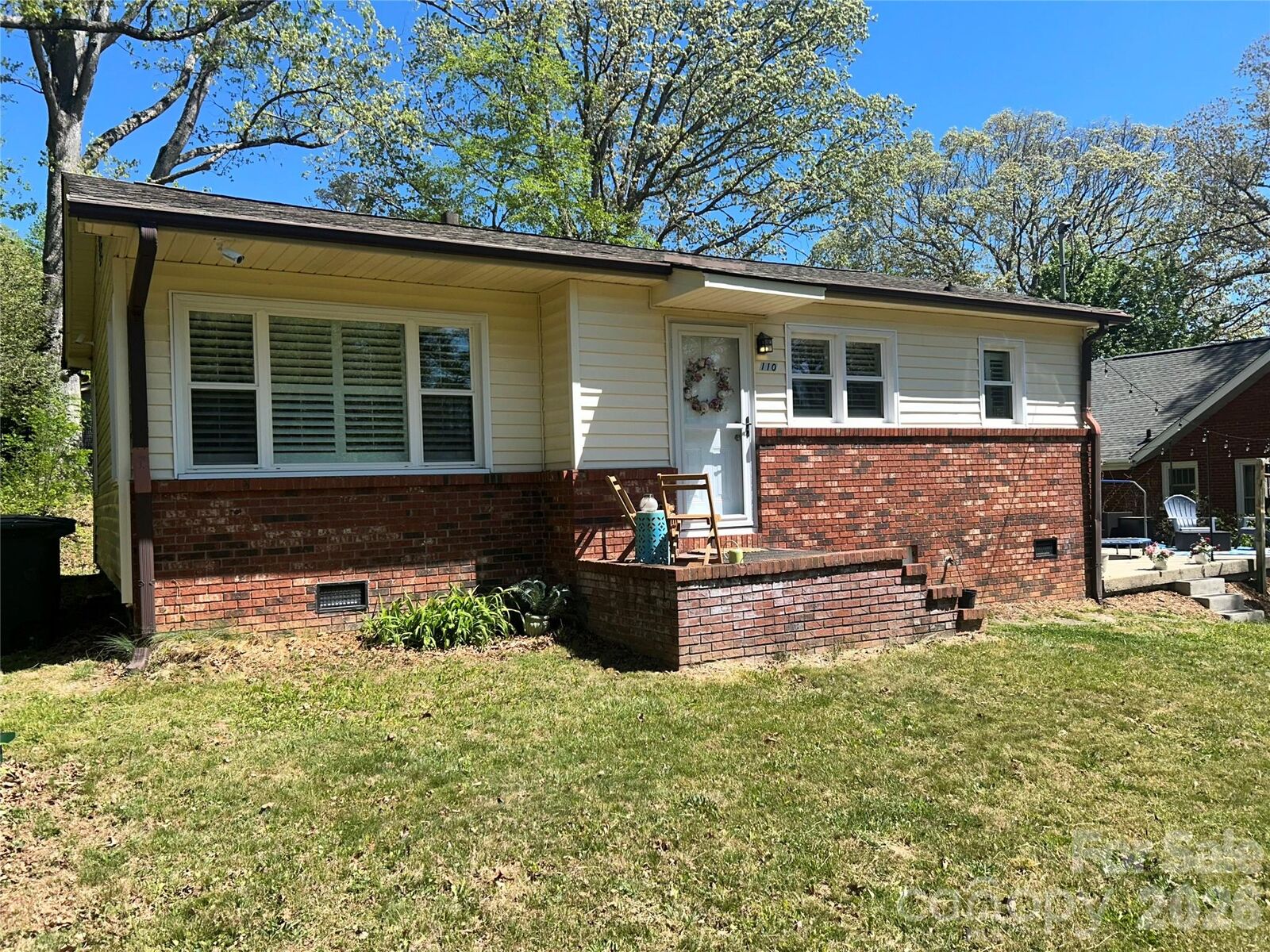 Property Photo:  110 9th Street  NC 28711 