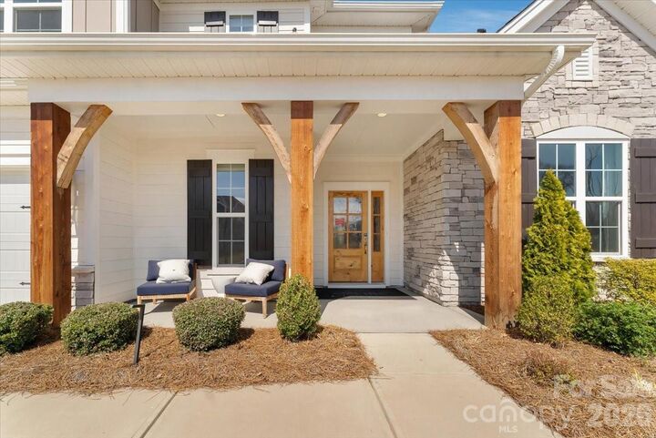 Property Photo:  3814 Dahlia Drive  NC 28075 