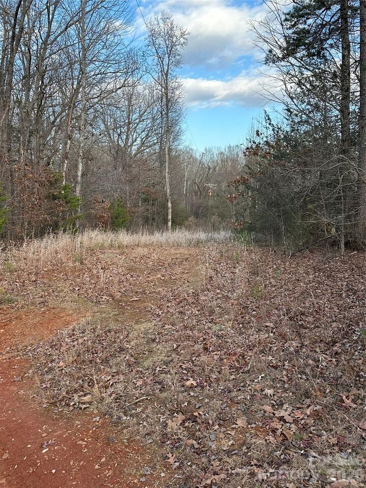 Property Photo:  198 Long Leaf Pine Drive  NC 28636 